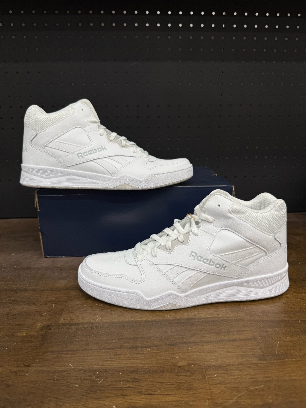 New W/O Box! Men's Reebok Royal BB4500 High 2 'White Light Solid Grey' Sneakers